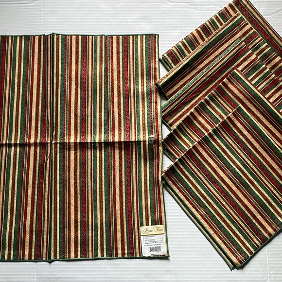 Rose Tree Holiday Way Napkins Set of 6 Gold Green Red Christmas Cotton NEW - Picture 1 of 5